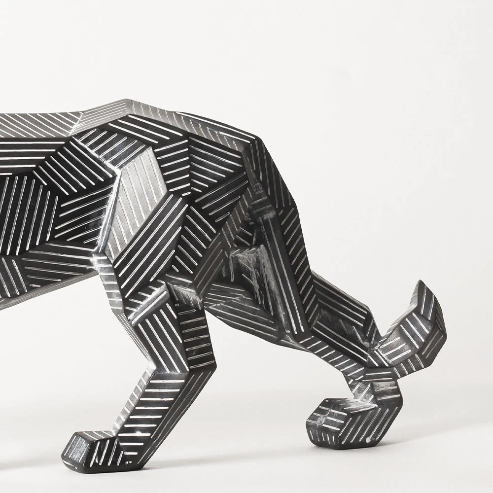 Asymmetric Lines Lion Sculpture - Black & White