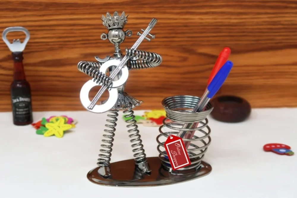 pen holder